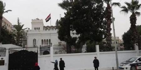 مصدر بالسفارة المصرية بليبيا لـ"مصر تايمز": "نعمل على توفير احتياجات المواطنين من طعام ودواء" ـ اعرف كورة