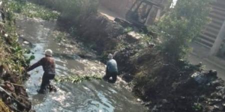 حملات لتطهير الترع والمصارف داخل قري دمياط - اعرف كورة