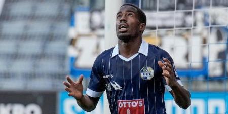 سوف أتحدث قريباً.. أول تعليق من تيدي أوكو بعد فشل إنتقاله للزمالك - اعرف كورة