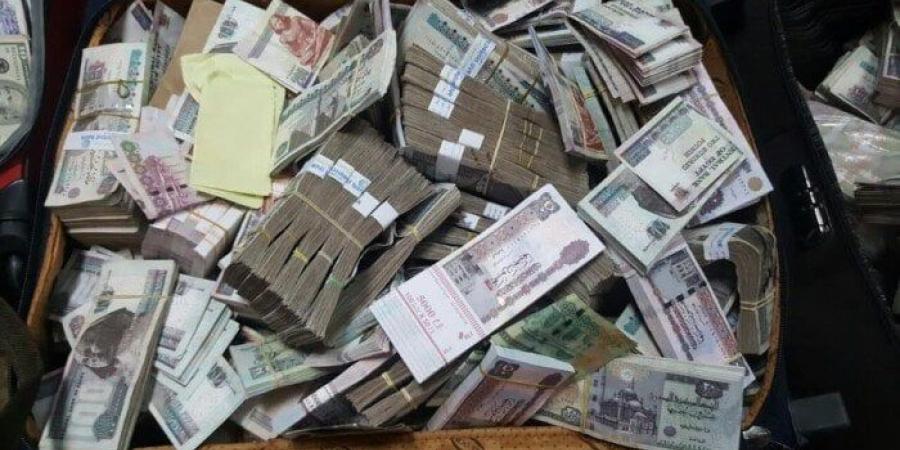 بحوزتهم 60 مليون جنيه.. القبض على 6 عناصر إجرامية بتهمة غسيل أموال - اعرف كورة