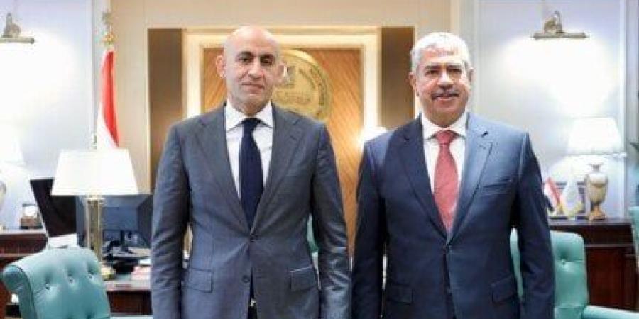 للاستفادة من الخبرات المصرية.. وزير التعليم يستقبل السفير اليمني - اعرف كورة