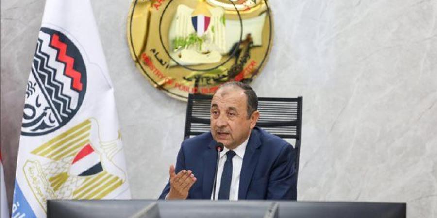 وزير قطاع الأعمال يستقبل وفدًا صينيًا لتعزيز التعاون في صناعة الغزل والنسيج ـ اعرف كورة