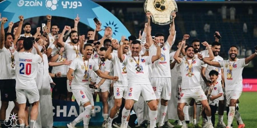 دراما التتويج تتحوّل إلى فوضى .. شغب ومشاجرات تعكّر أفراح الكويت بلقب الدوري ـ اعرف كورة