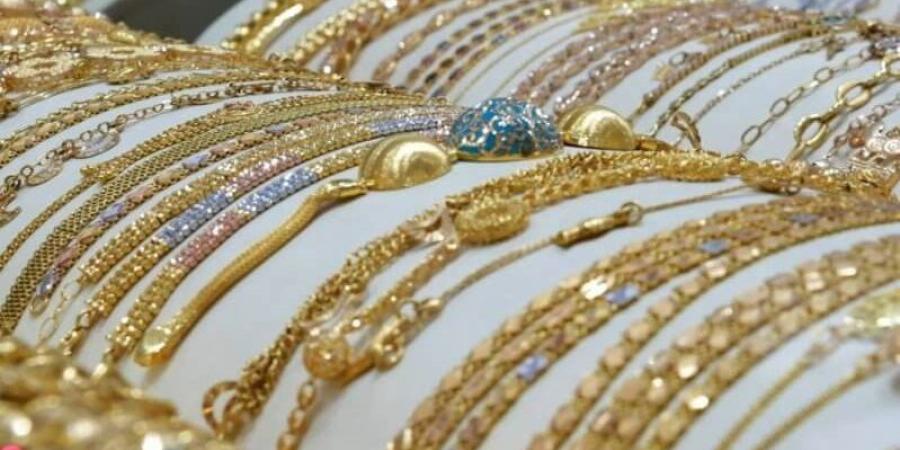 تراجع أسعار الذهب محليا وعربيا وعالميا يوم الخميس - اعرف كورة