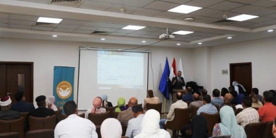 محافظ أسوان يشارك بإحتفالية فرع الهيئة العامة للاعتماد والرقابة الصحية - اعرف كورة