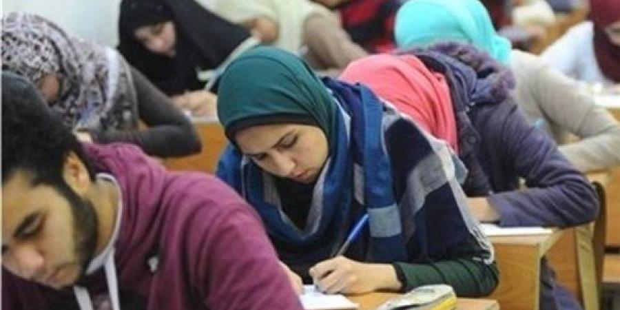 انفراد | أرقام جلوس الثانوية العامة 2025 الأربعاء المقبل ..و805 آلاف يؤدون الامتحان في النظام الحديث ـ اعرف كورة
