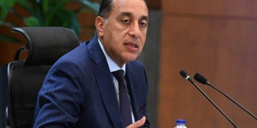 رئيس الوزراء ينعي خالد محمد شوقي بطل واقعة حريق محطة بنزين العاشر من رمضان - اعرف كورة