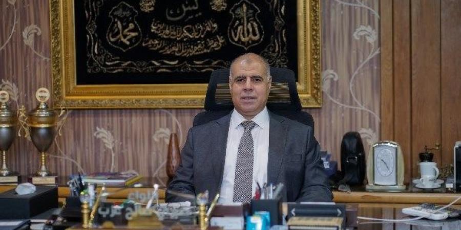 ضبط صاحب محل ملابس استولى على 3 ملايين جنيه من الأهالي بزعم توظيفها بطهطا - اعرف كورة
