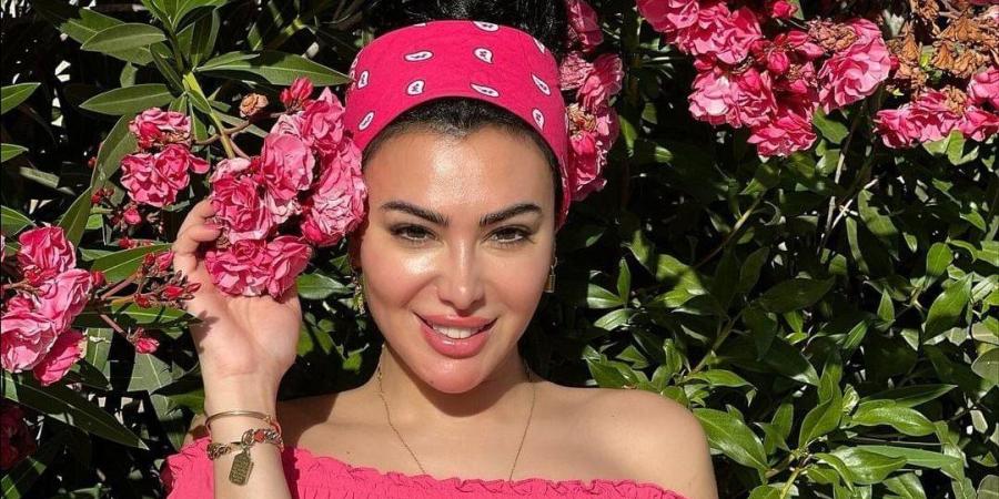 بـ فستان قصير.. ميريهان حسين تثير الجدل في أحدث ظهور لها - اعرف كورة