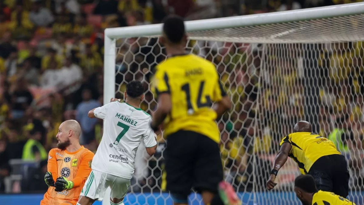 «تحولات كبيرة في ملكية أندية روشن» اسم بارز يقترب من نادٍ جماهيري