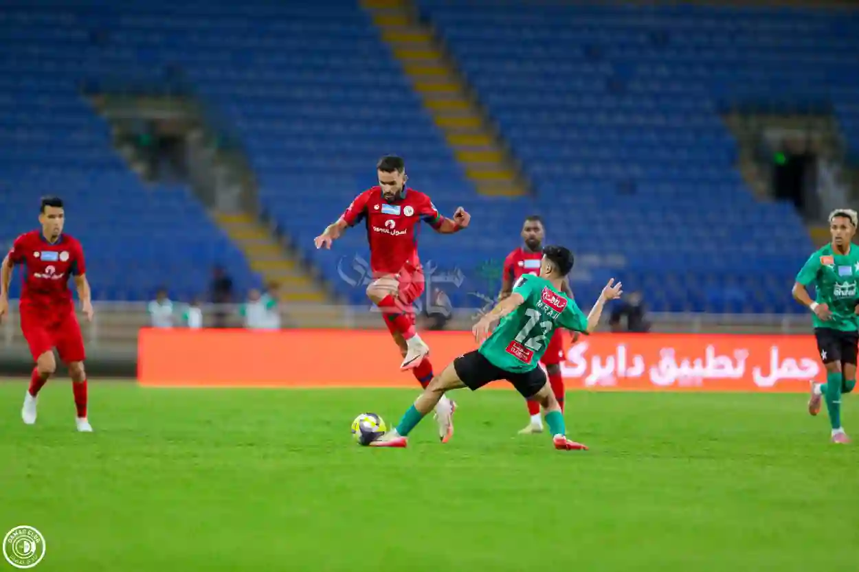 «سيطرة كاملة ولكن..! فريق ضمك يضيّع فرصة حاسمة خلال 90 دقيقة»