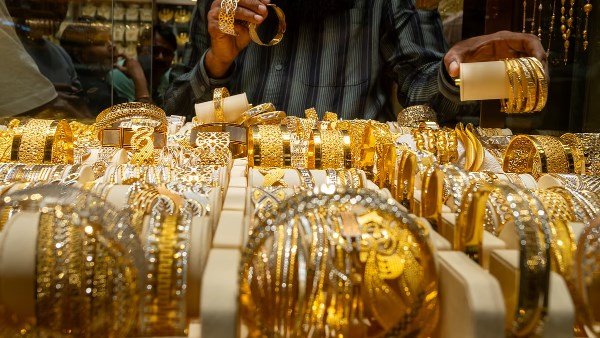 «أسعار الذهب تتألق في نهاية اليوم مع أحدث تحديثات السوق» تحديث جديد في أسعار الذهب اليوم بالتعاملات المسائية