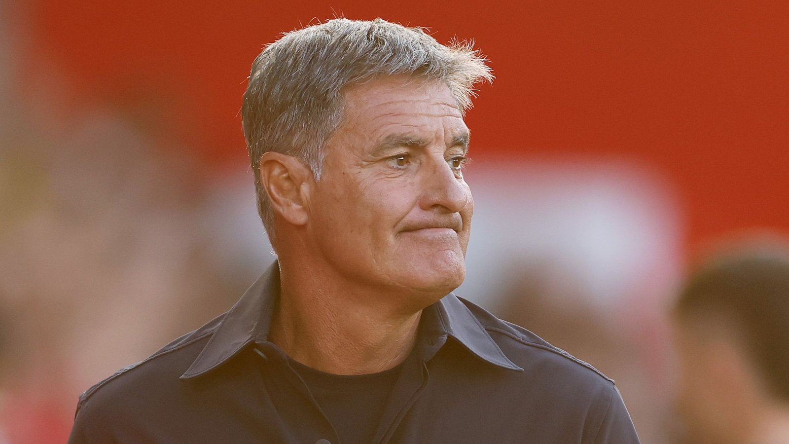 «في خطوة مفاجئة» القادسية السعودي يعلن انتهاء عقد مدربه