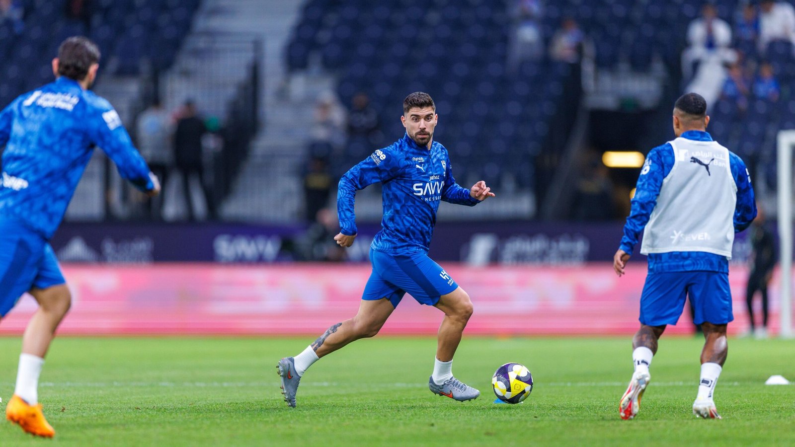 «نجم جديد في الأفق» نادٍ أوروبي يستهدف ضم روبن نيفيز كأولوية رئيسية