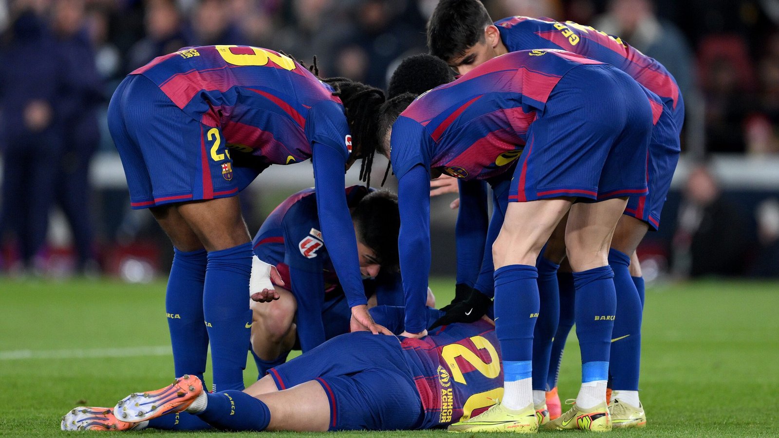 «عودة مثيرة بعد شهر من الغياب» نجم برشلونة يستعد لاستئناف مشواره في الملاعب