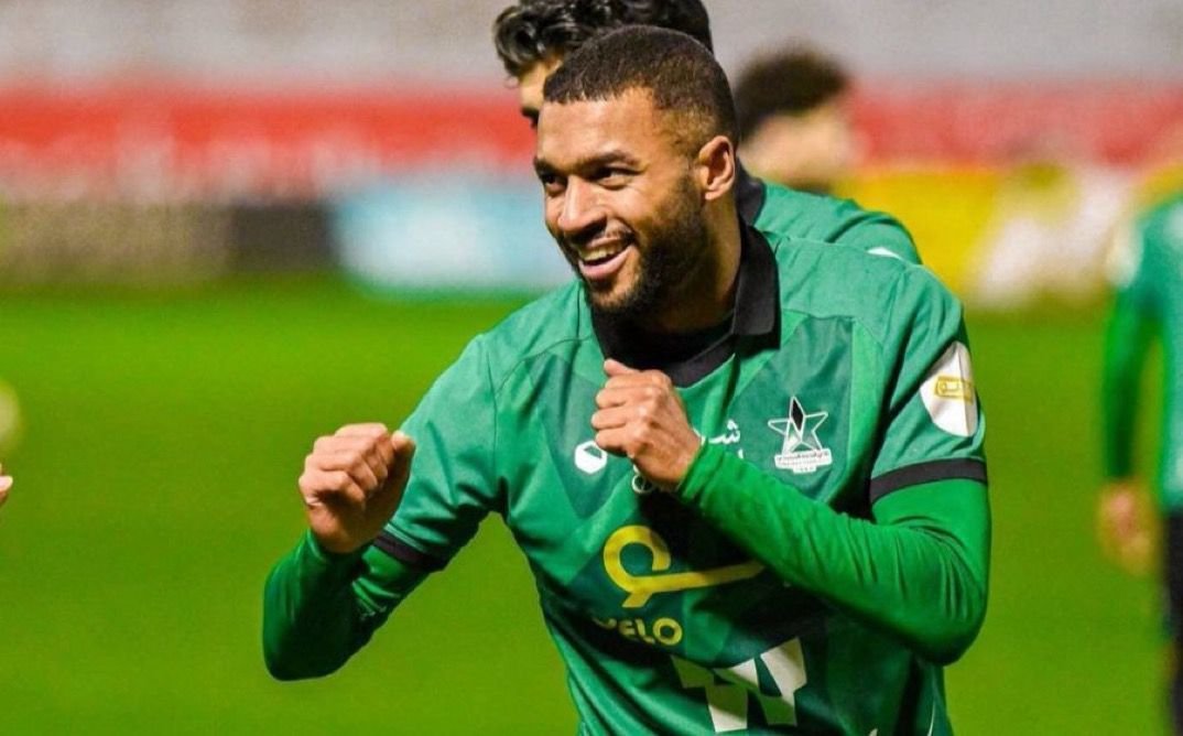 «نجوم الساحة الكروية» سيلا يتألق في معركة التهديف لأبها ويخسر فرصة النجمة