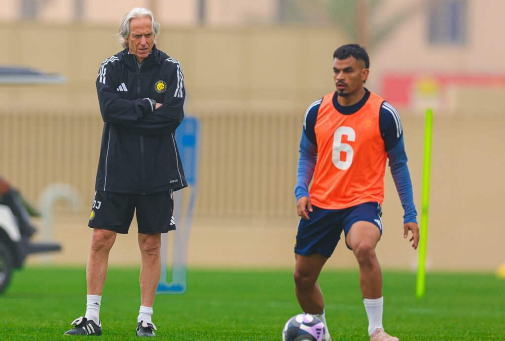 «ضربات مفاجئة في النصر» جيسوس يُحدث تحوّلات جذرية في مركز حراسة المرمى