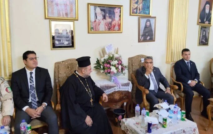 «زيارة محافظ الدقهلية لعدد من الكنائس احتفالاً بعيد الميلاد المجيد تجسد روح الوحدة الوطنية»