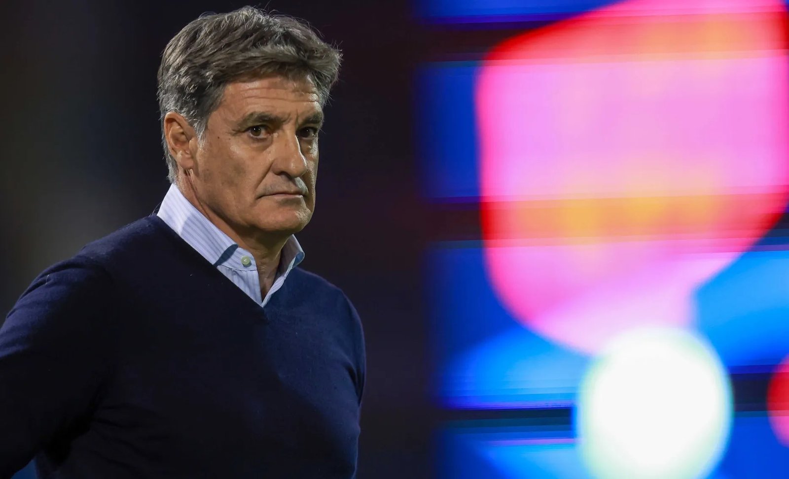 «القادسية يعلن إنهاء التعاون مع المدرب ميشيل جونزاليس»