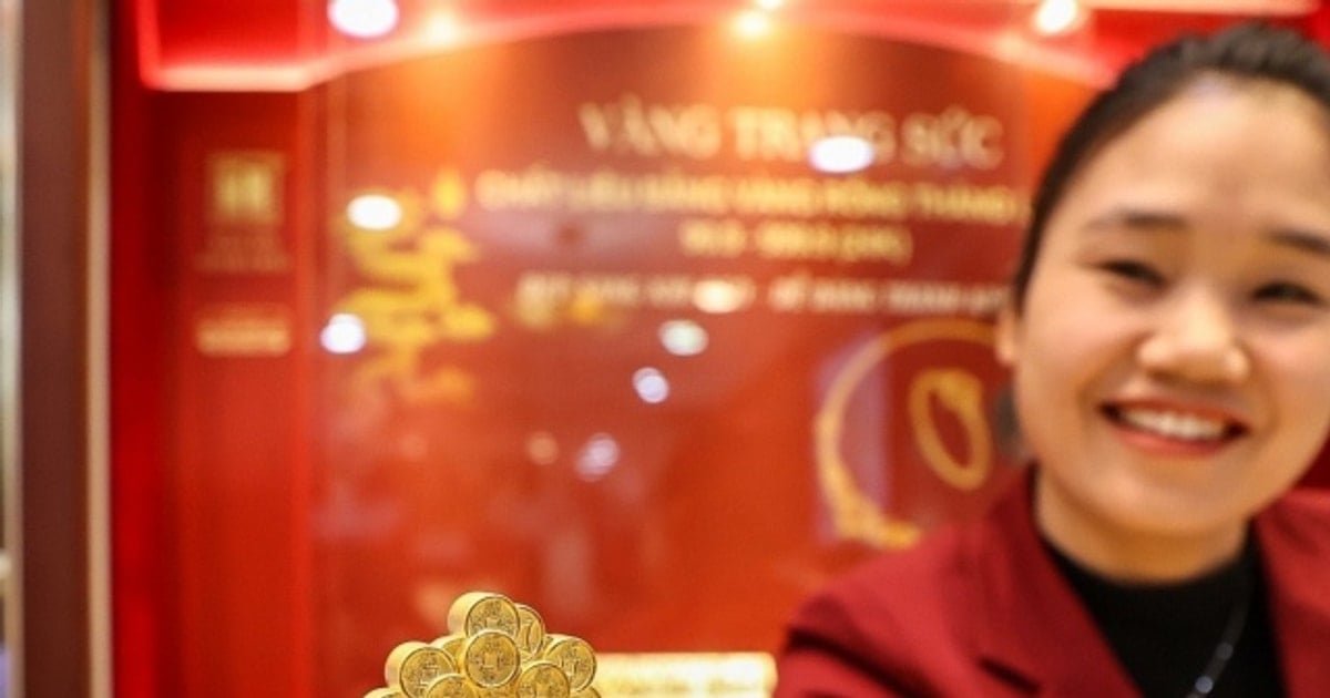 «أسعار الذهب تبقى ثابتة، وسعر شركة SJC يستقر عند 174300»