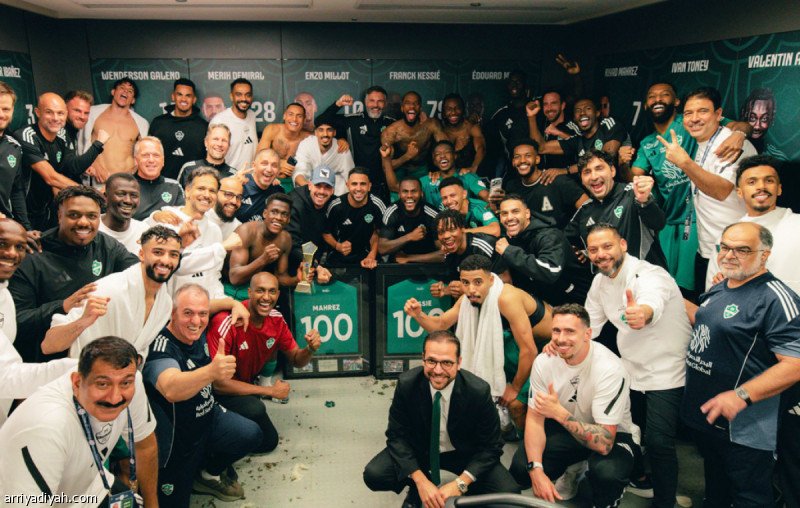 «استعدادًا للمرحلة المقبلة» الأهلي يمنح لاعبيه إجازة لمدة يومين قبل مواجهة الهلال