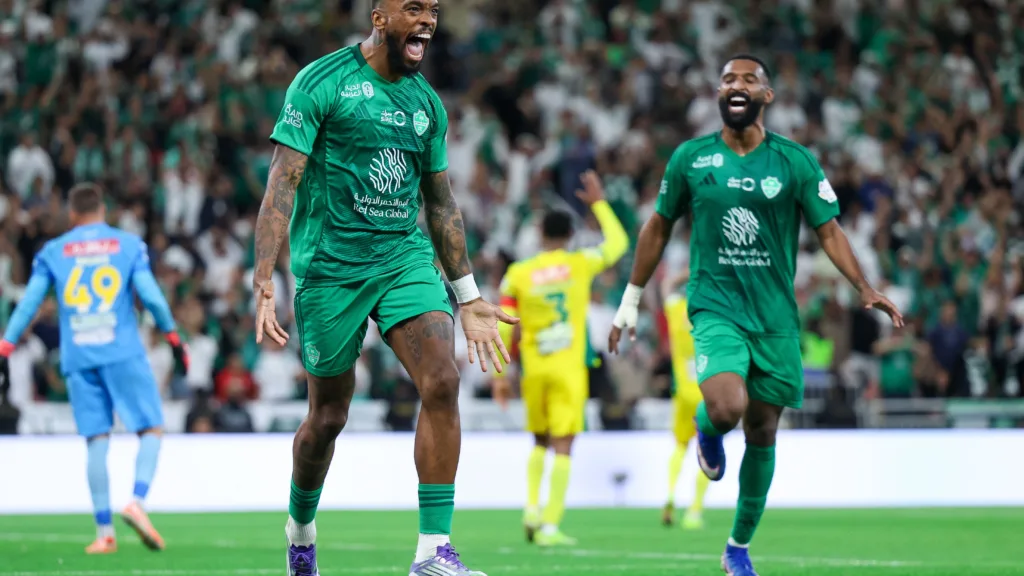 «اكتشف قنوات بث مباراة نيوم والأهلي في دوري روشن 2025-2026 وكيفية مشاهدتها أونلاين»