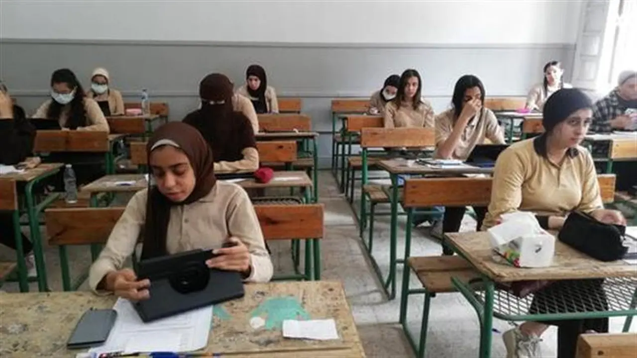 «اكشف درجاتك الآن» بوابة النتائج تتيح استعلام درجات الصف الثاني الإعدادي وتفاصيل أعمال السنة بالاسم