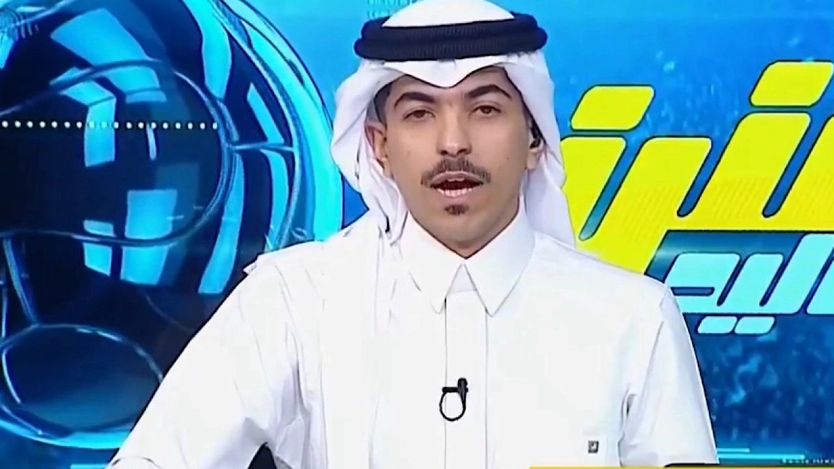 «الصدارة هلالية والقادسية يشعل المنافسة» الهلال يتمسك بالزعامة ويستعرض تفوقه في مواجهة متصاعدة مع القادسية في فيديو مميز