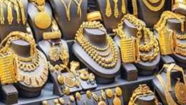 «جنون أسعار الذهب يضرب سوق الصاغة بشكل غير مسبوق»