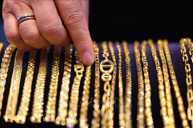 «أسعار الذهب العالمية ترتفع بشكل طفيف مع اقتراب خفض الفائدة من الاحتياطي الفيدرالي»