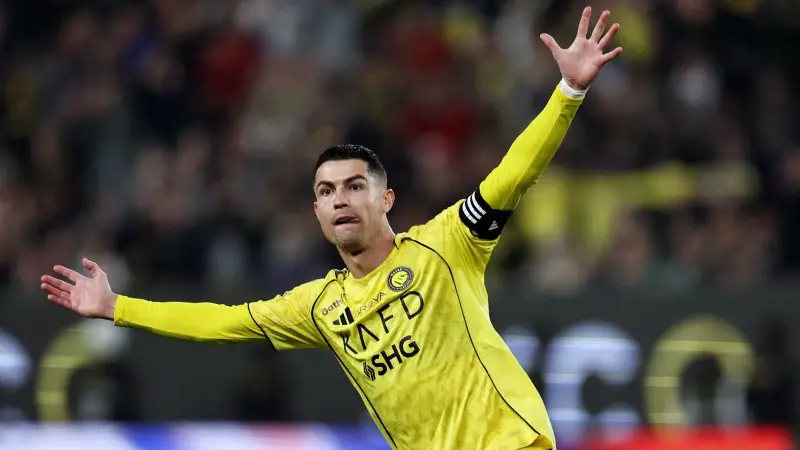 «استفسارات واستغراب» غياب كريستيانو رونالدو عن النصر في مواجهة الرياض يثير الجدل والترقب