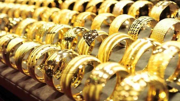 «استقرار سعر الذهب اليوم الاثنين 23-2-2026 وسط الحفاظ على مكاسبه الملموسة»