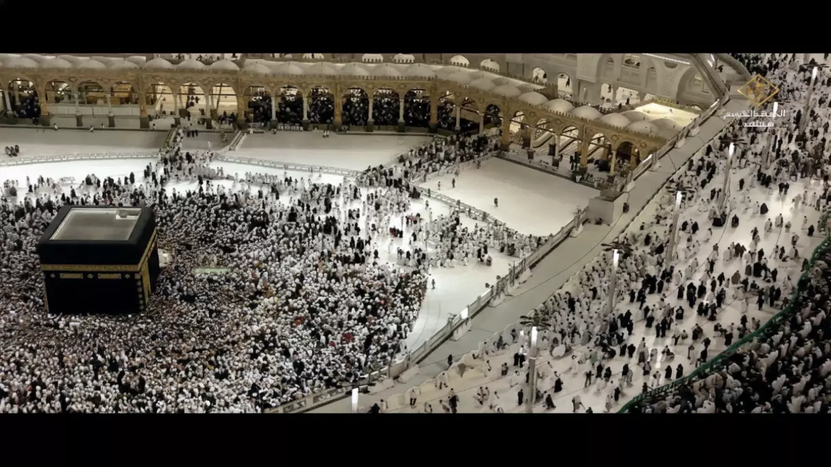 «استمتع بمشاهدة صلاة التراويح مباشرة من مكة» تردد قناة الحرم المكي الجديد 2026 على النايل سات يثير اهتمام المسلمين حول العالم