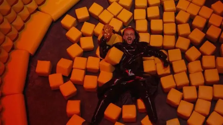 «اقتنصوا لحظات الضحك» تردد قناة MBC مصر لمتابعة برنامج رامز ليفل الوحش في رمضان 2026