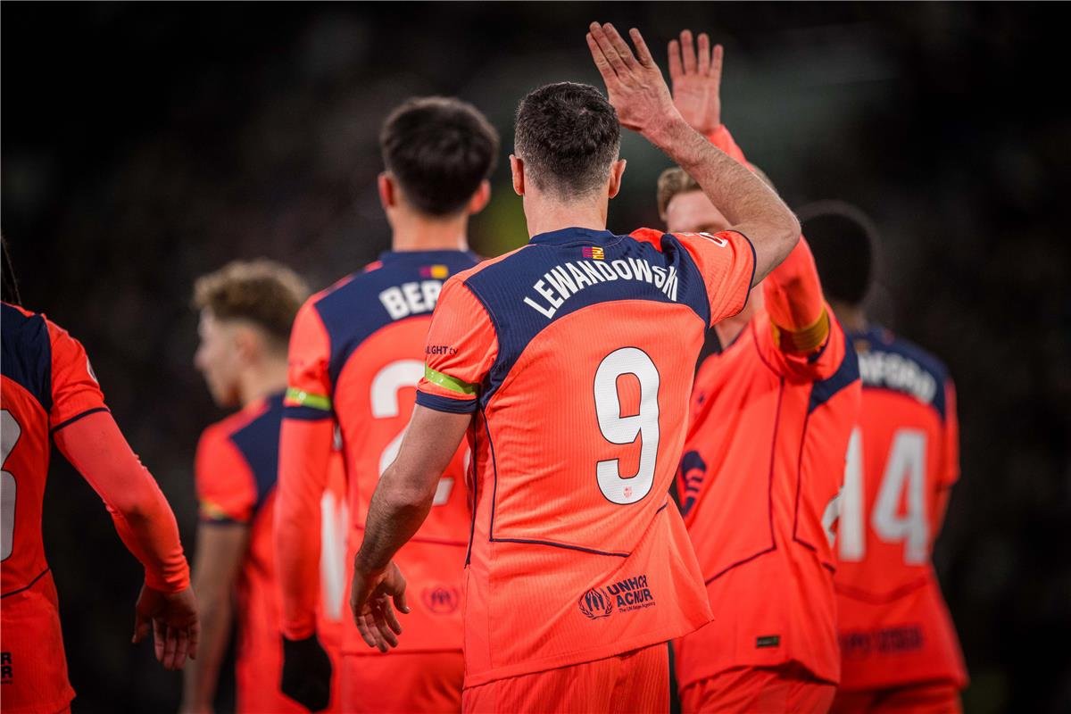 «اكتشف تردد القناة المجانية لبث مباراة برشلونة وألباسيتي في كأس ملك إسبانيا»