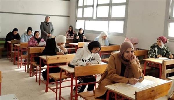 «اكتشف نتائج الشهادة الإعدادية 2026 في جميع المحافظات.. خطوات بسيطة للاستعلام في كفر الشيخ وأسوان»