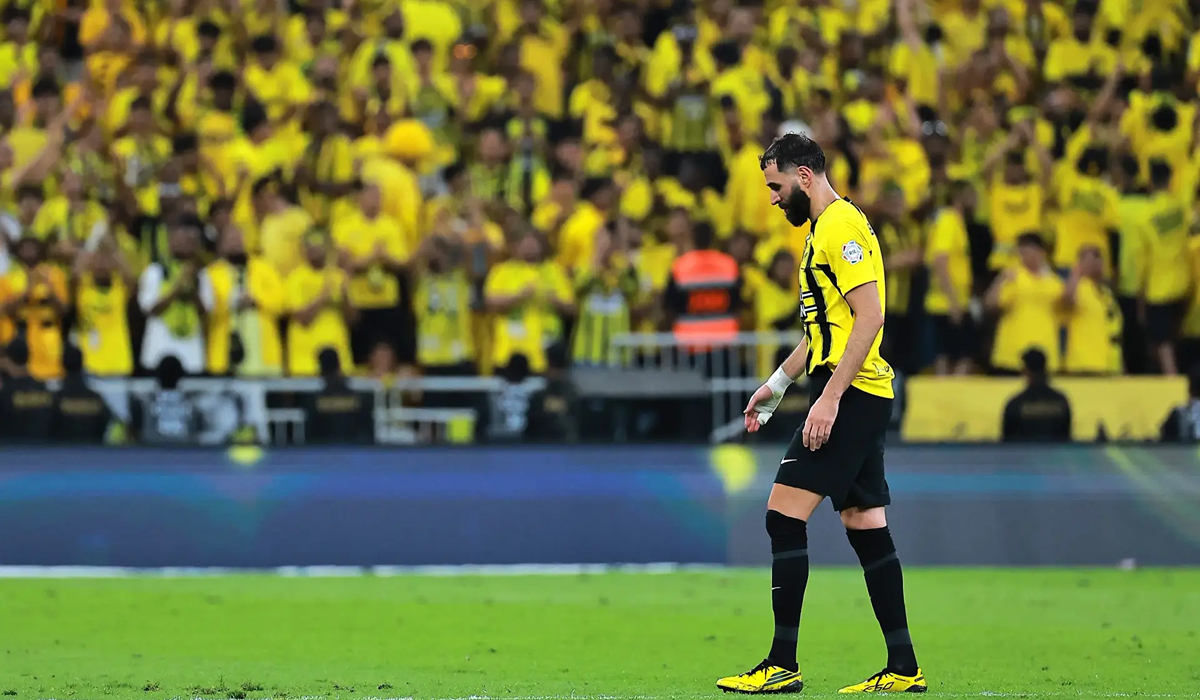 «العميد يتحدى النجمة في مواجهة مثيرة بدوري روشن السعودي»