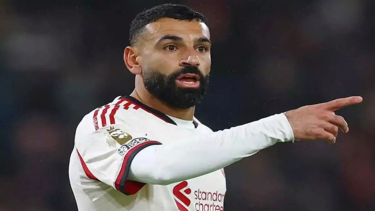 «انتقال صادم لبنزيما إلى الهلال» نجم الاتحاد يكشف تفاصيل مثيرة قبل المواجهة الحاسمة