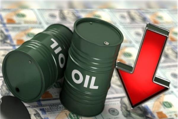 «انخفاض ملحوظ في أسعار النفط العالمية» تراجع حاد في الأسواق النفطية