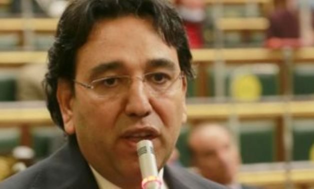 «تأخر تسليم الكتب المدرسية يثير قلق النواب» النائب أيمن محسب يتقدم بطلب إحاطة لمناقشة الأزمة