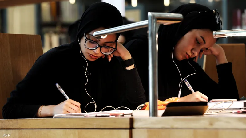 «تحت قبة البرلمان.. جدل حول غياب المناهج وارتباك تطبيق البكالوريا» تقرير