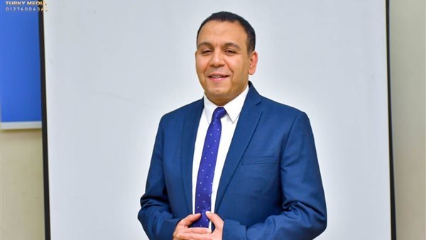 «تساؤلات حول استمرار التقييمات الشهرية والأسبوعية في الترم الثاني: لماذا لم تقم وزارة التعليم بإلغاء هذه الأنظمة؟»