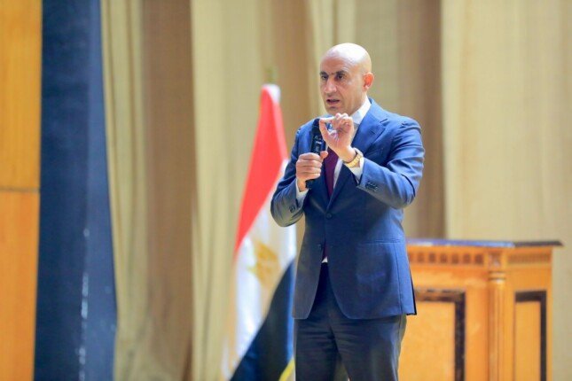 «تعديل تشريعي محتمل يوسع نطاق التعليم الإلزامي لسنوات إضافية»