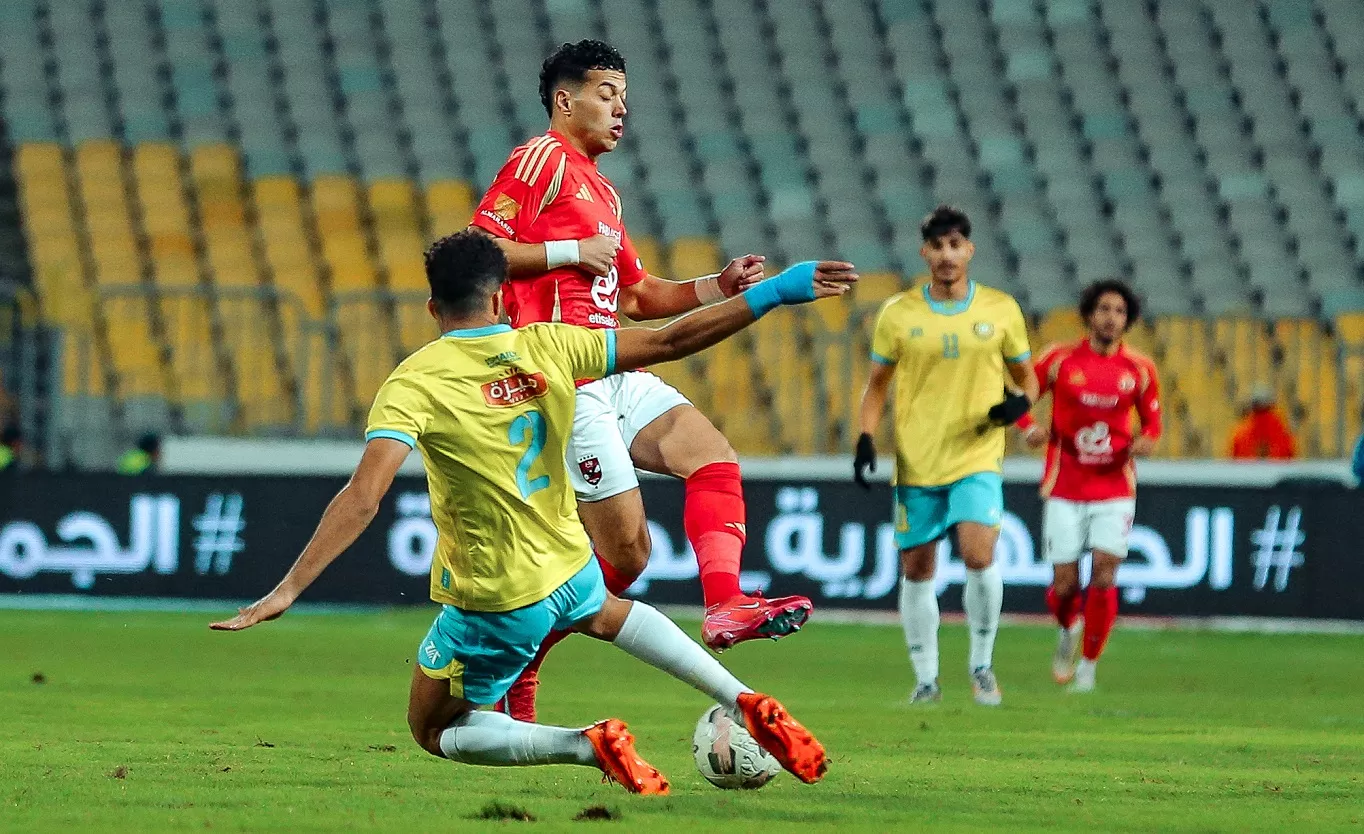 «تعرف على القناة الناقلة لمباراة الأهلي والإسماعيلي واكتشف كيفية مشاهدة الدوري المصري مجانًا»