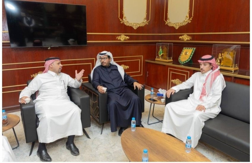 «تعزيز التعاون الرياضي» رئيس اتحاد دوري المحترفين يعقد اجتماعًا مع نادي الفيحاء