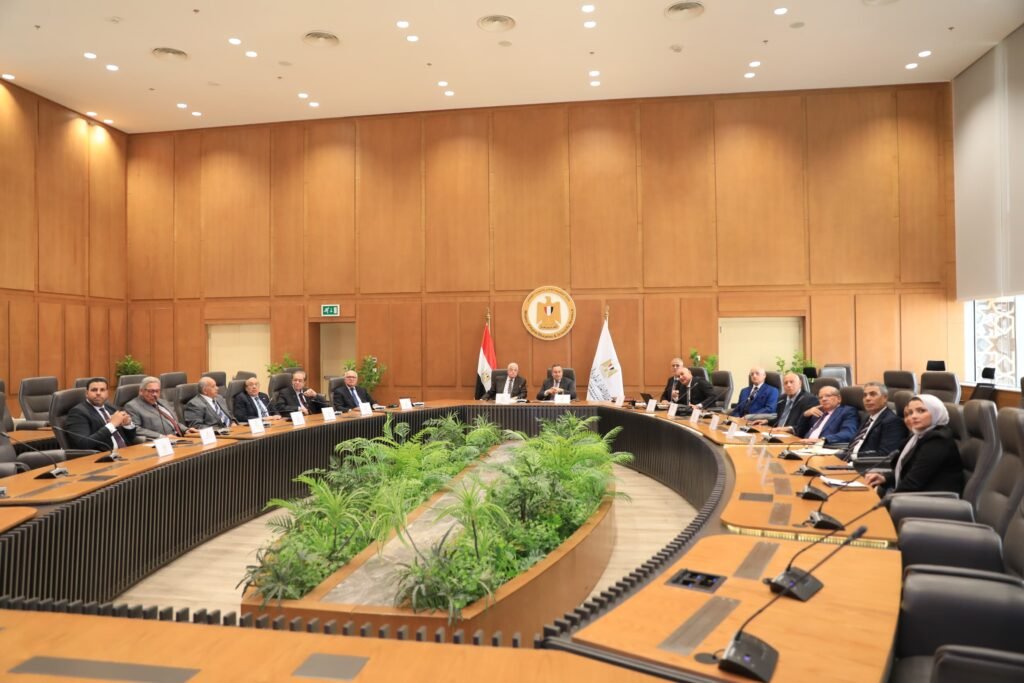 «جلسة إجرائية لمجلس أمناء جامعة مدينة السادات الأهلية تعزز مستقبل التعليم العالي»