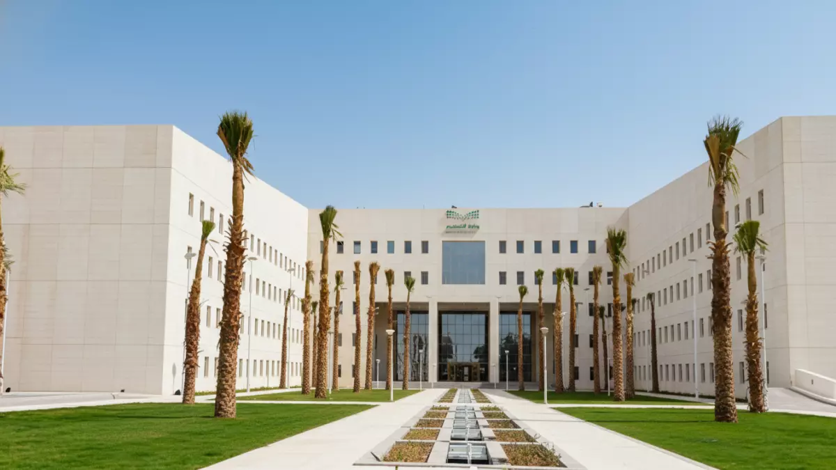 «صدمة تربوية» وزارة التعليم السعودية تستبعد آلاف الطلاب من اختبارات الفصل الأول وتثير موجة جدل واسعة