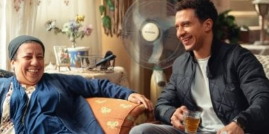 «صراع العائلة يتصاعد في مسلسل عين سحرية» فتحى يسعى لطرد والدة عادل وشقيقه من الشقة في الحلقة السابعة