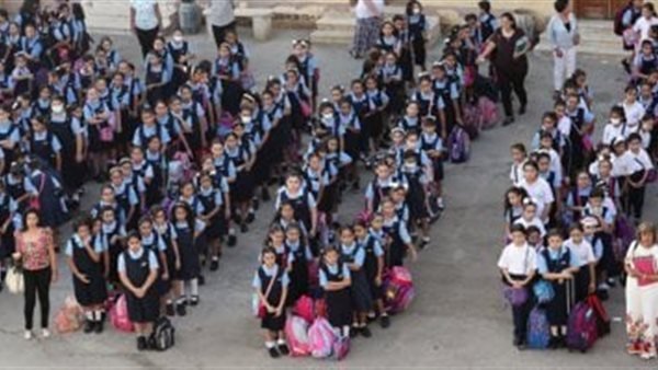 «عودة الطلاب إلى مقاعد الدراسة بعد انتهاء عطلة نصف السنة» انتهاء عطلة نصف السنة الدراسية لطلاب المدارس وبدء الدراسة يوم السبت المقبل