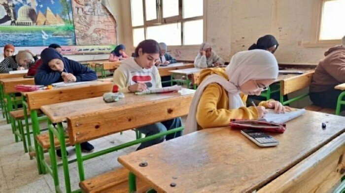 «فتح باب الاختبارات» جدول زمني رسمي لموعد انطلاق امتحانات الترم الثاني لصفوف النقل في المدارس المصرية